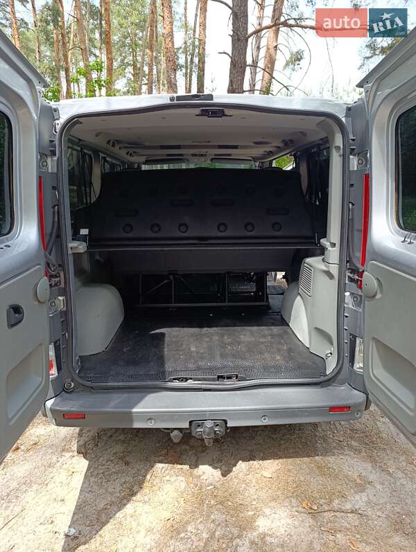 Минивэн Opel Vivaro 2012 в Харькове