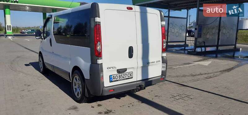 Минивэн Opel Vivaro 2011 в Коломые