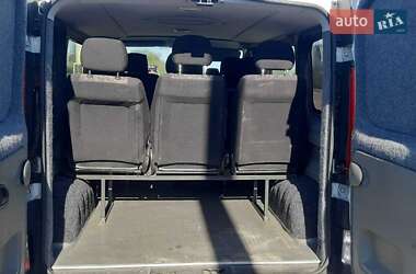 Минивэн Opel Vivaro 2011 в 