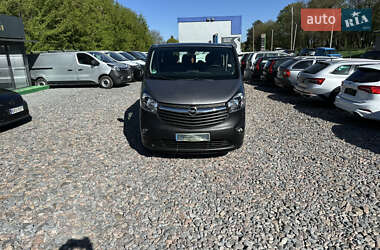 Мінівен Opel Vivaro 2015 в 