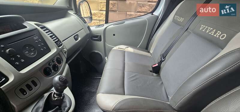 Минивэн Opel Vivaro 2006 в Луцке
