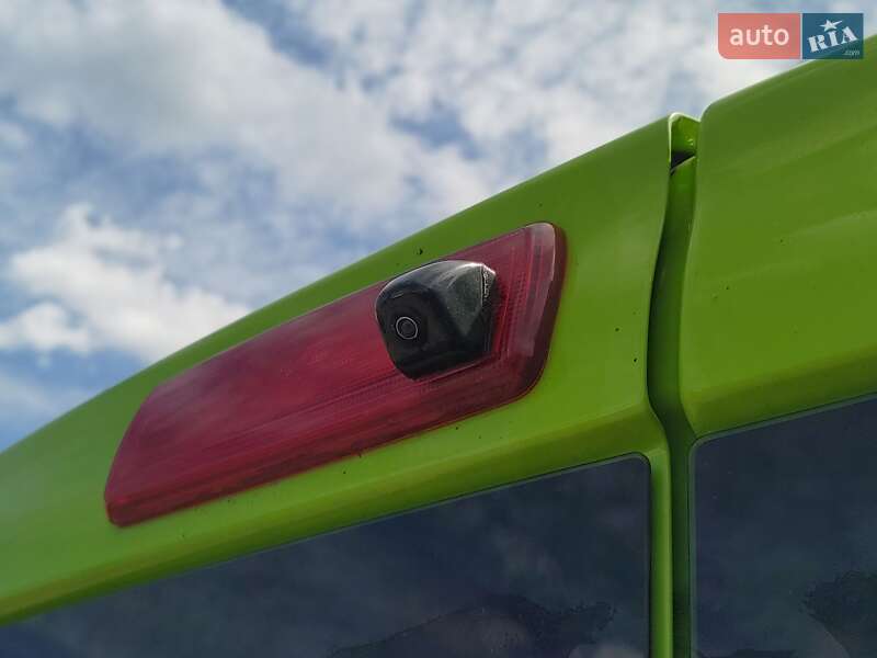 Мінівен Opel Vivaro 2015 в Чернігові