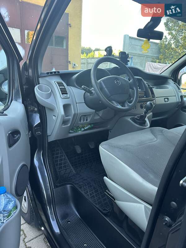 Минивэн Opel Vivaro 2010 в Чорткове