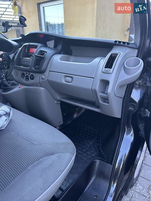 Минивэн Opel Vivaro 2010 в Чорткове