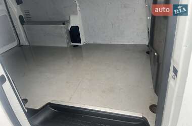 Вантажний фургон Opel Vivaro 2021 в 