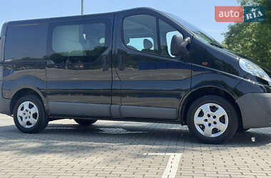 Мінівен Opel Vivaro 2013 в 