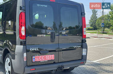 Мінівен Opel Vivaro 2013 в 
