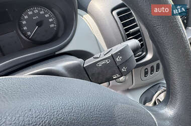 Мінівен Opel Vivaro 2013 в 