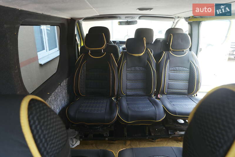 Минивэн Opel Vivaro 2007 в Ровно