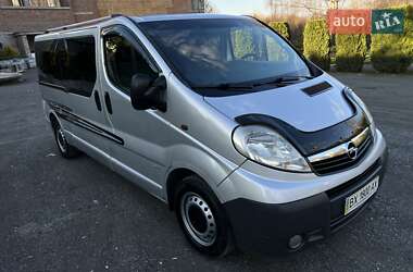 Мінівен Opel Vivaro 2011 в 