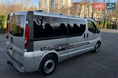 Мінівен Opel Vivaro 2011 в 