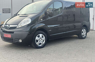 Мінівен Opel Vivaro 2013 в 