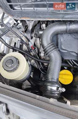 Минивэн Opel Vivaro 2008 в 
