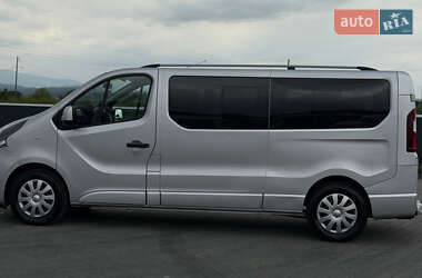 Минивэн Opel Vivaro 2015 в 