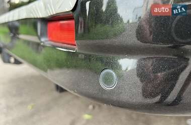 Минивэн Opel Vivaro 2016 в 