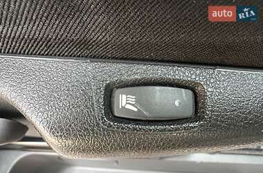 Минивэн Opel Vivaro 2016 в 