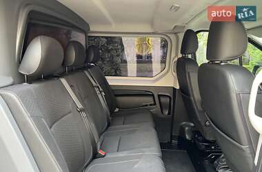 Минивэн Opel Vivaro 2016 в 