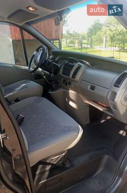 Минивэн Opel Vivaro 2006 в 