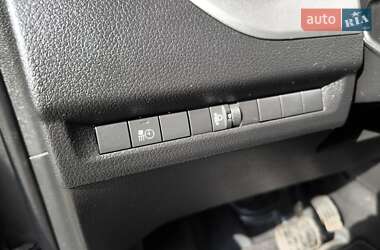 Грузовой фургон Opel Vivaro 2022 в 