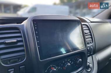 Минивэн Opel Vivaro 2019 в 