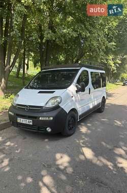 Минивэн Opel Vivaro 2003 в Черновцах
