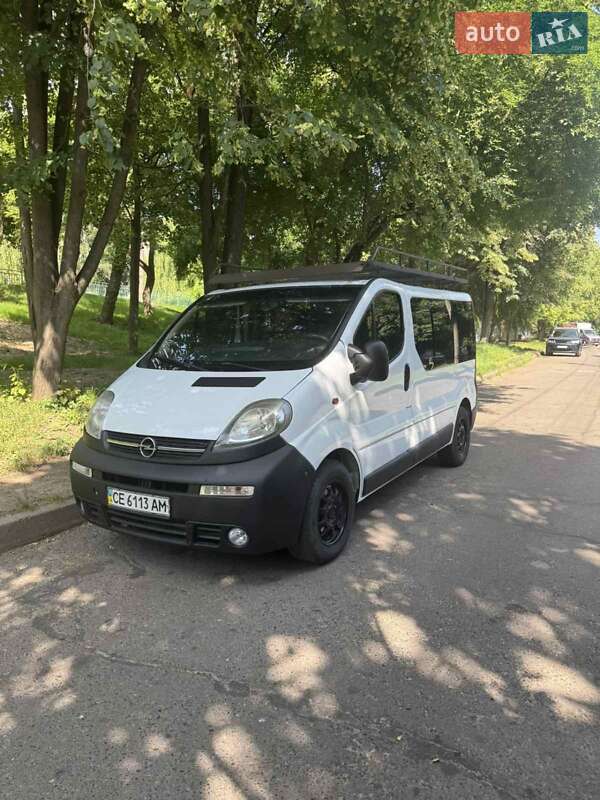 Opel Vivaro 2003