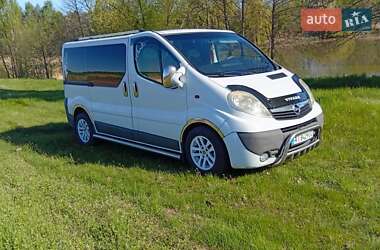 Мінівен Opel Vivaro 2006 в Маньківці