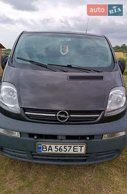 Мінівен Opel Vivaro 2006 в Кропивницькому