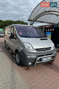 Мінівен Opel Vivaro 2004 в Жашківу