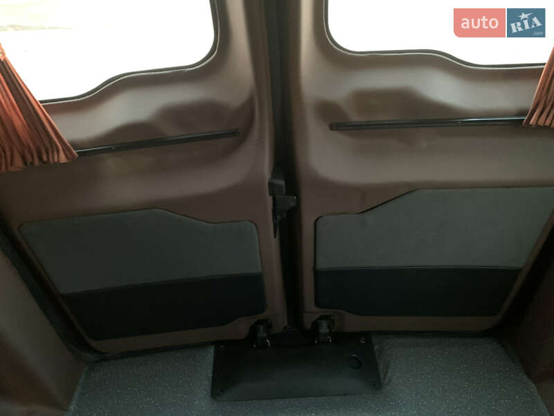 Мінівен Opel Vivaro 2020 в Черкасах фото 17 Мінівен Opel Vivaro 2020 в Черкасах