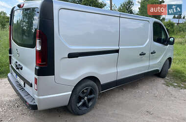 Грузовой фургон Opel Vivaro 2016 в 