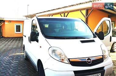 Грузовой фургон Opel Vivaro 2007 в Ужгороде