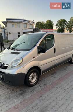 Грузовой фургон Opel Vivaro 2010 в Ивано-Франковске