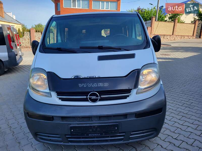 Мінівен Opel Vivaro 2002 в Хмельницькому