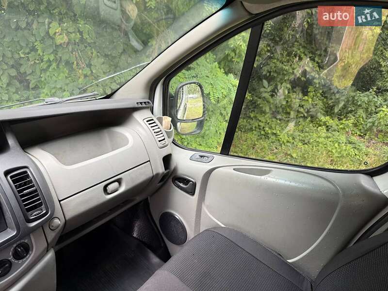 Грузовой фургон Opel Vivaro 2014 в Киеве