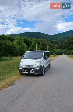 Минивэн Opel Vivaro 2003 в 