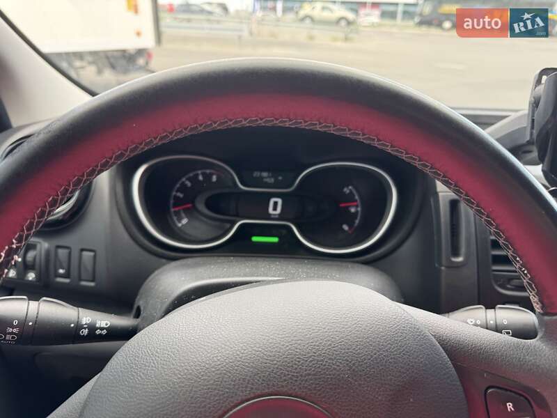 Минивэн Opel Vivaro 2017 в Львове