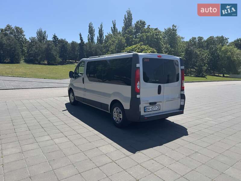 Минивэн Opel Vivaro 2014 в Светловодске фото 4 Минивэн Opel Vivaro 2014 в Светловодске