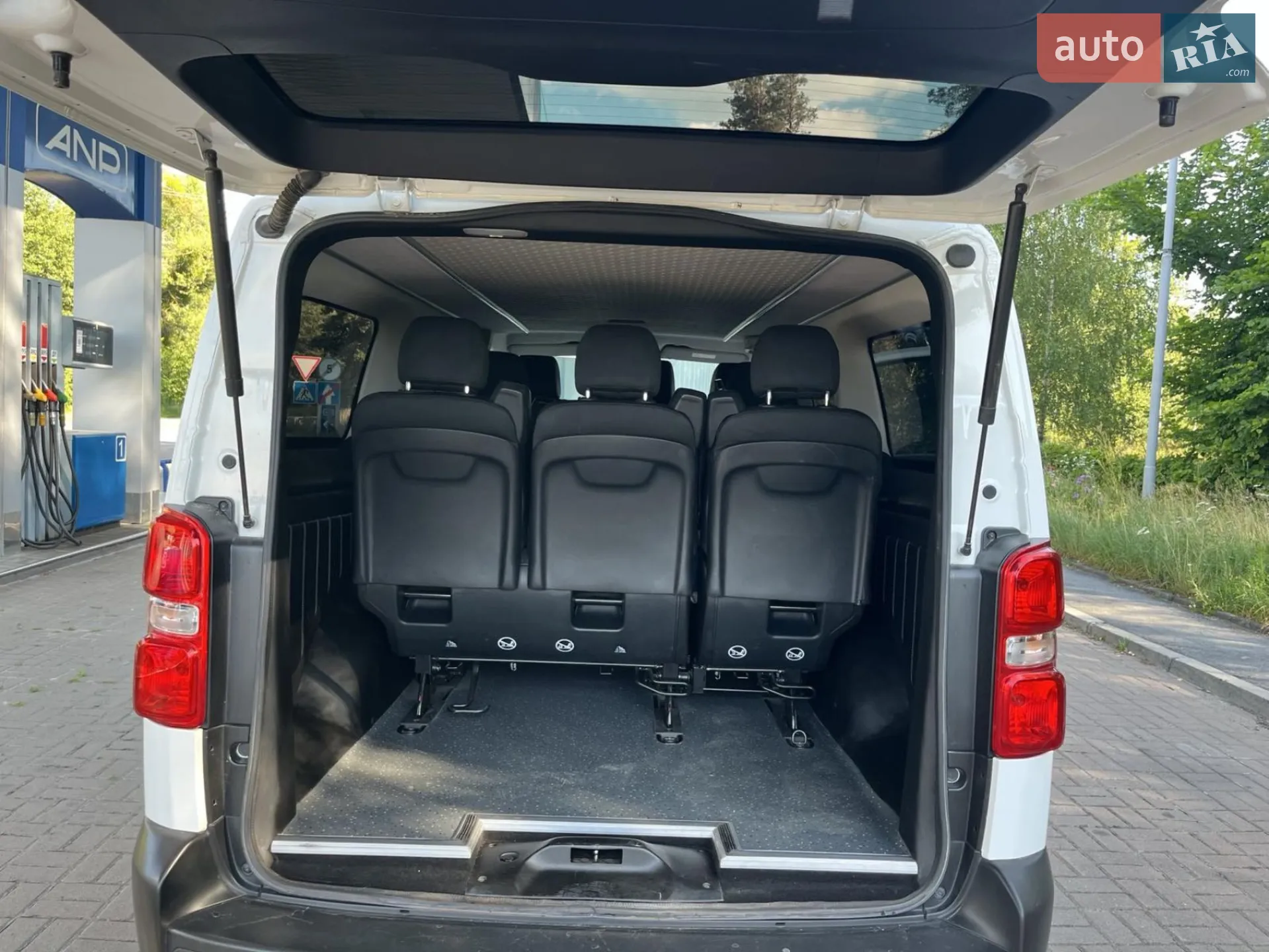 2020 Opel Vivaro - мініатюра 16