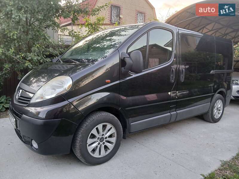 Мінівен Opel Vivaro 2009 в 