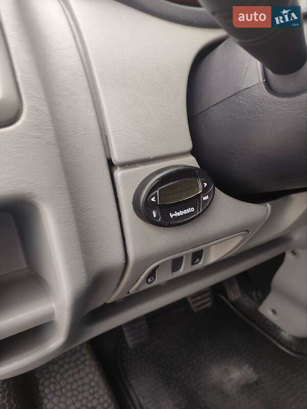 Минивэн Opel Vivaro 2010 в Львове