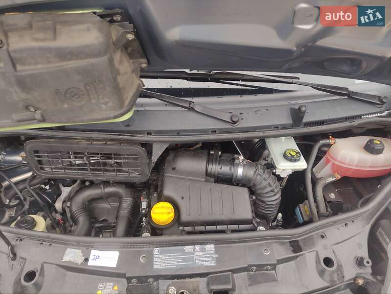 Минивэн Opel Vivaro 2010 в Львове