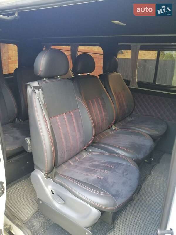 Минивэн Opel Vivaro 2017 в Литине