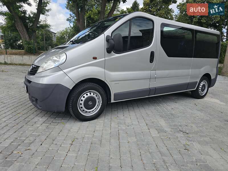 Opel Vivaro 2009