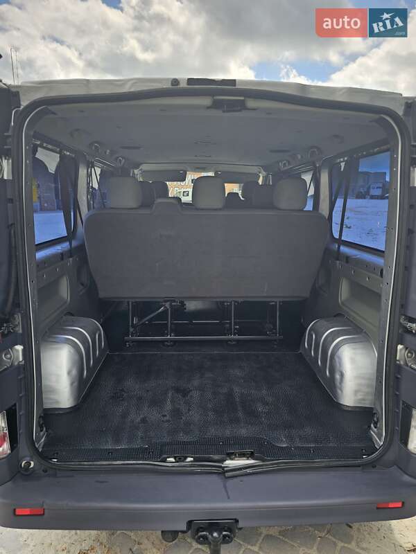 Мінівен Opel Vivaro 2009 в Івано-Франково
