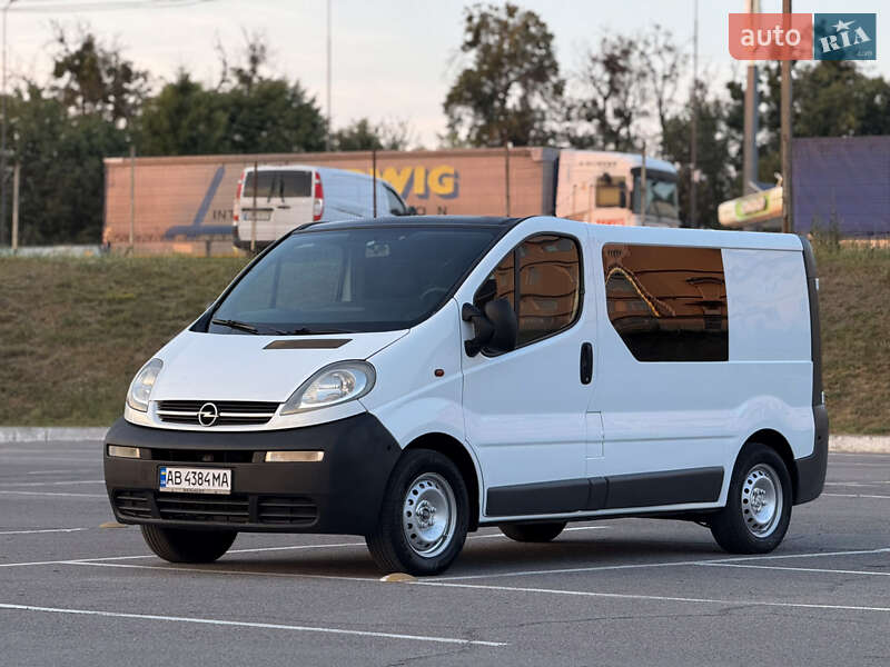 Opel Vivaro 2005