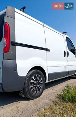 Вантажний фургон Opel Vivaro 2011 в 