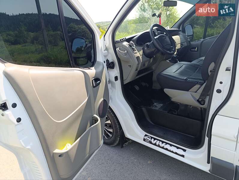 Вантажний фургон Opel Vivaro 2011 в Турці