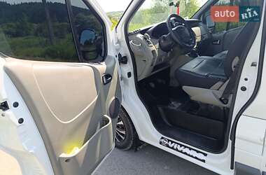 Вантажний фургон Opel Vivaro 2011 в 