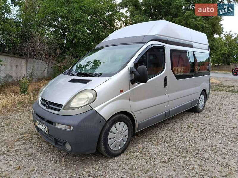 Дом на колесах Opel Vivaro 2004 в Одессе